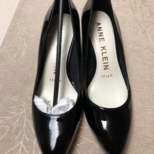 Anne Klein Black Pumps